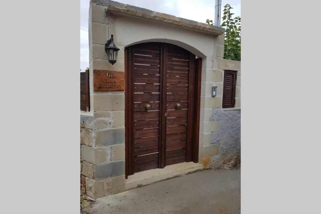 Villa Christini A Luxury Villa With Amazing Views Tzitzifés Exterior foto