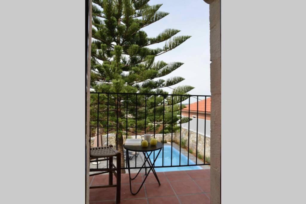 Villa Christini A Luxury Villa With Amazing Views Tzitzifés Exterior foto